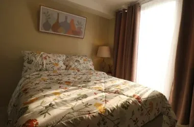Bedroom in a one-bedroom suite